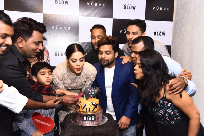Bindu Madhavi in Salon Blow Inauguration Stills